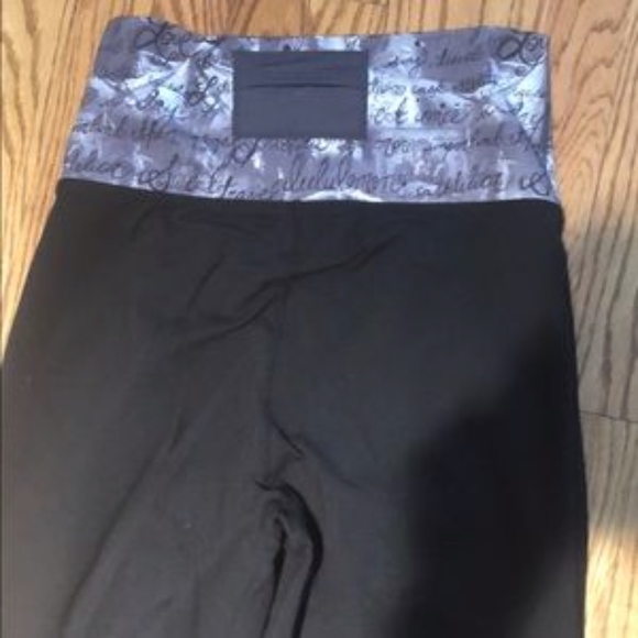 Lululemon Black Stir Up Pant - Size 4 - Picture 5 of 6